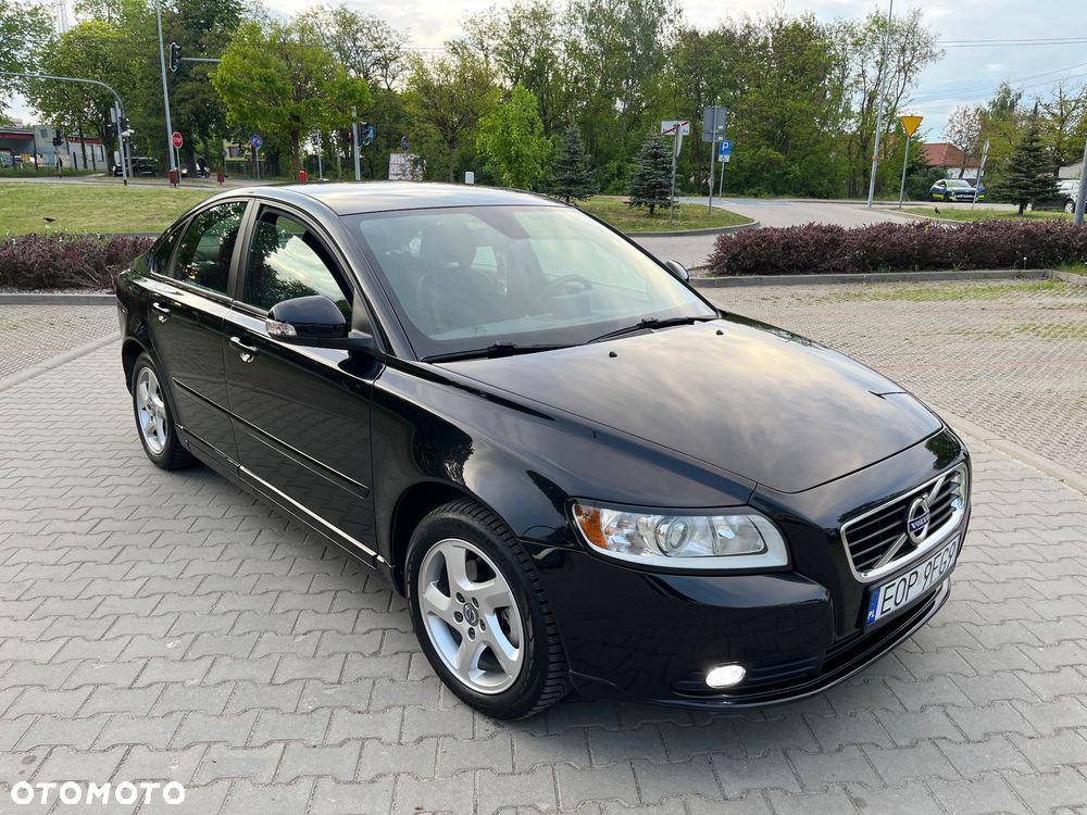 Volvo S40 D2 DRIVe Momentum Start-Stop - 1