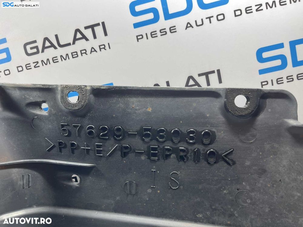 Scut Protectie Plastic Caroserie Lexus IS IS220 2005 - 2013 Cod 57629-53030 - 2