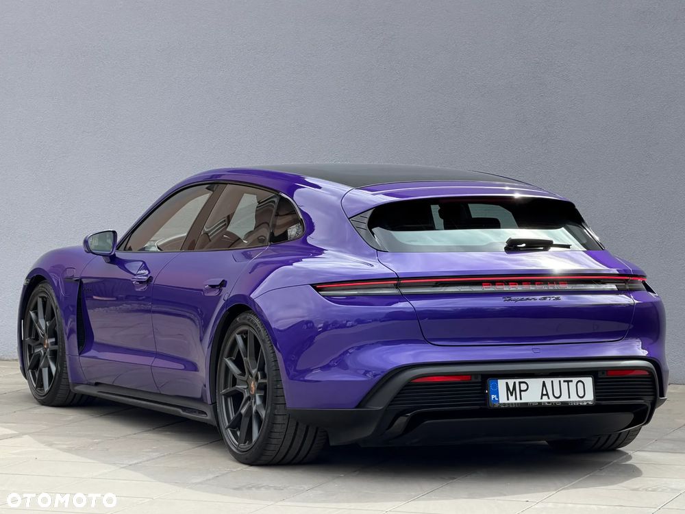 Porsche Taycan - 5