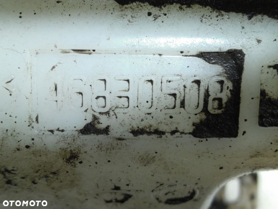 ZBIORNICZEK SPRYSKIWACZY FIAT SEICENTO 46830508 - 2