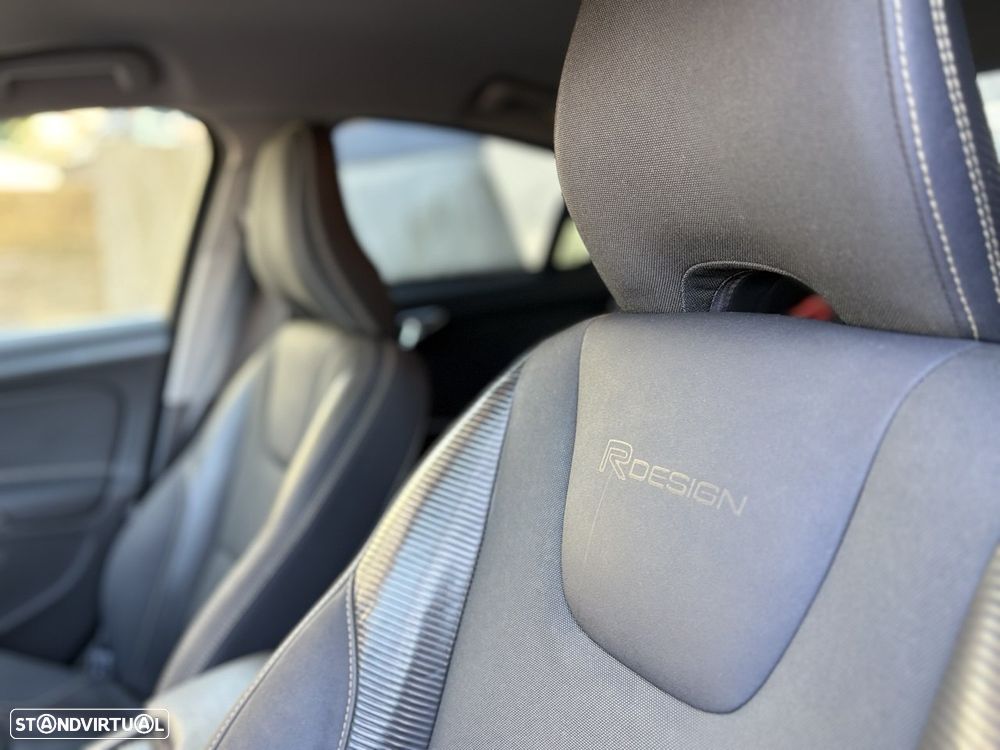 Volvo S60 1.6 D2 R-Design Momentum - 11