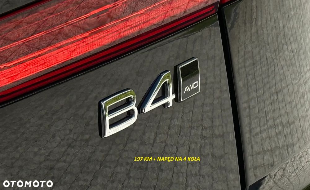 Volvo XC 60 B4 D AWD Plus Dark - 37