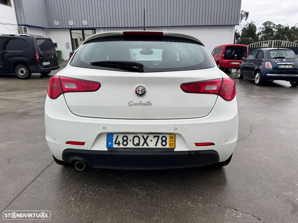 Alfa Romeo Giulietta 1.6 JTDm - 5