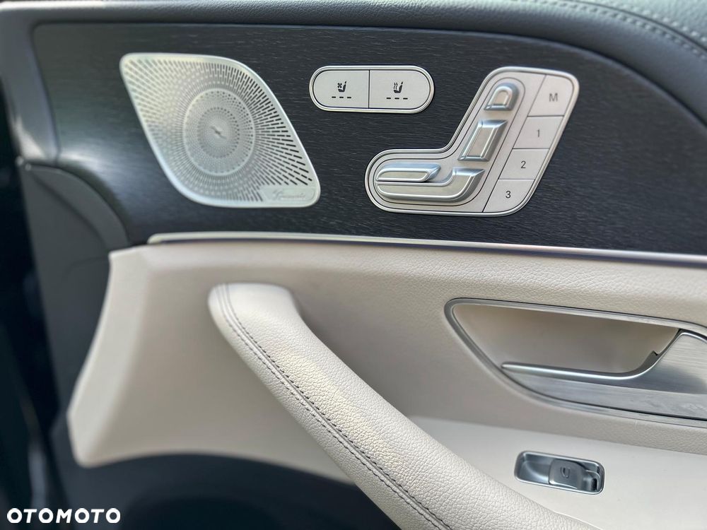 Mercedes-Benz GLE - 23