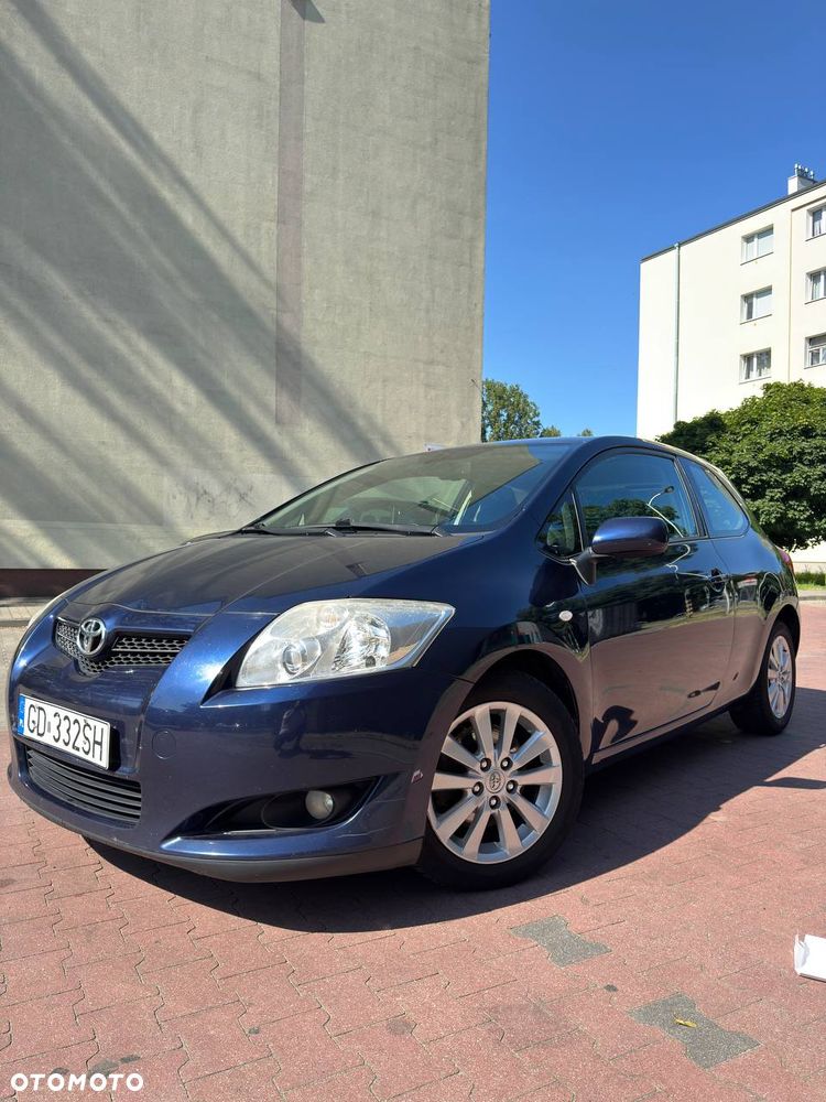 Toyota Auris 2.0 D-4D Prestige - 2