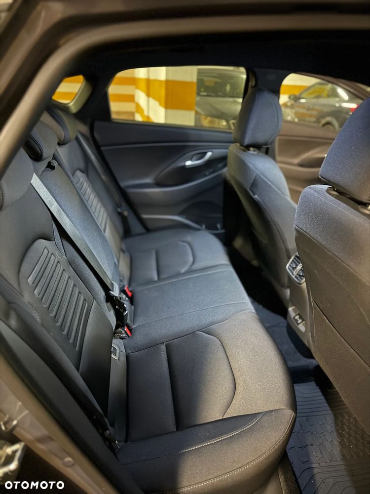 Hyundai i30 1.5 T-GDI 48V Smart - 11