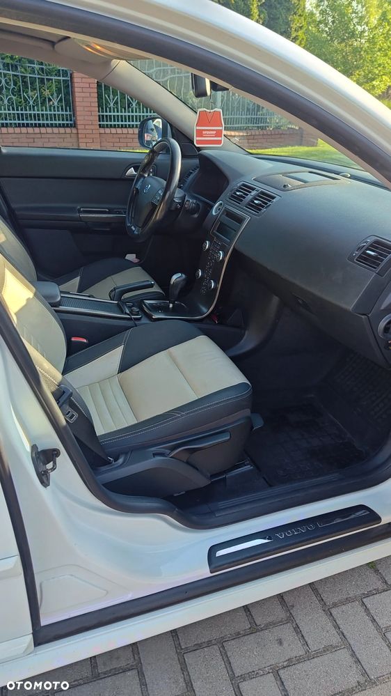 Volvo V50 DPF D4 Geartronic RDesign - 18