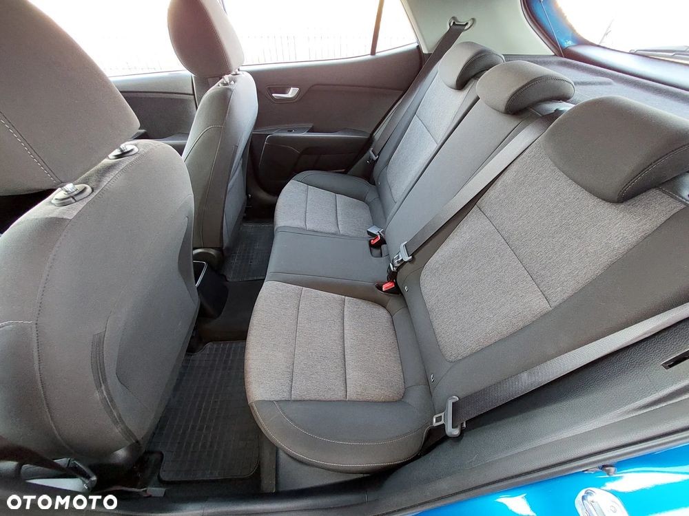 Kia Stonic 1.2 M - 10