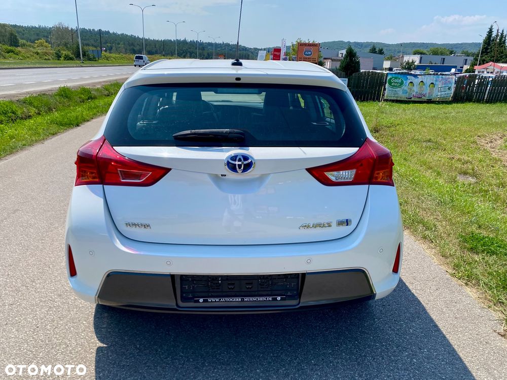Toyota Auris - 13