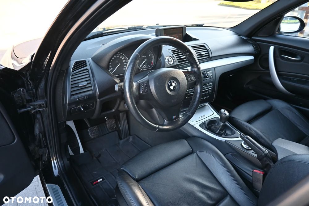 BMW Seria 1 123d - 11