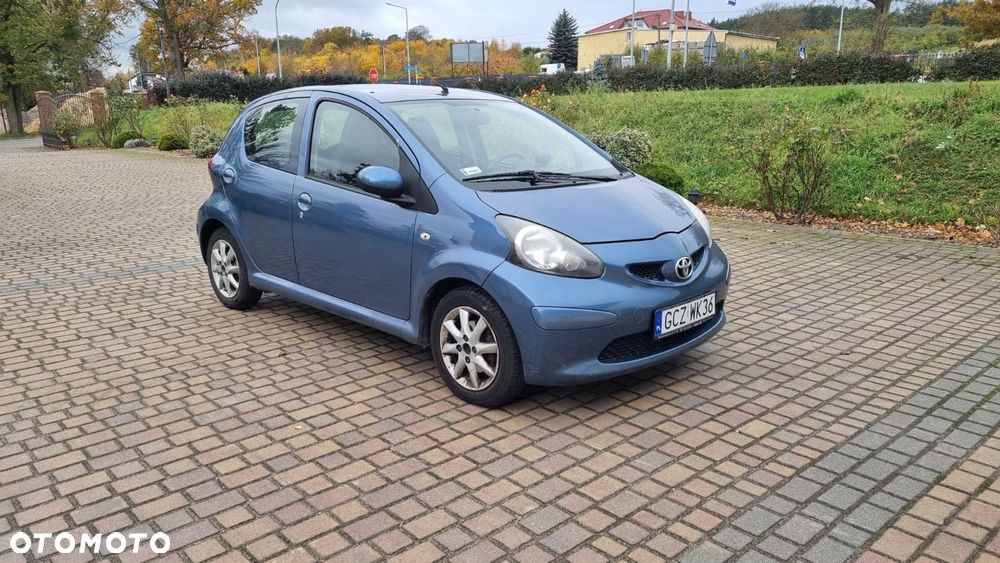 Toyota Aygo - 2