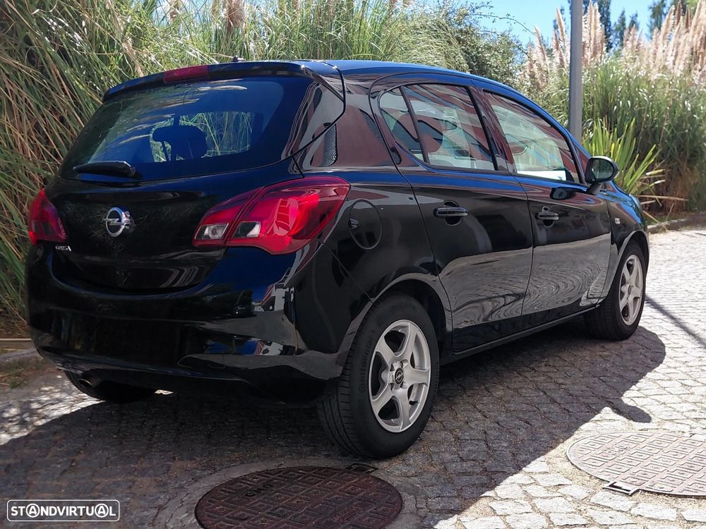 Opel Corsa 1.2 120 Anos - 10