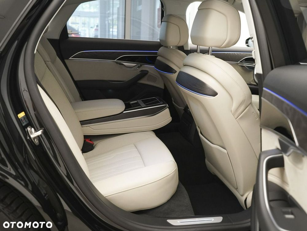 Audi A8 - 25