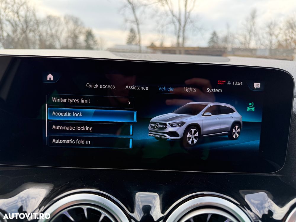 Mercedes-Benz GLA 250 e 8G-DCT Special Edition - 31