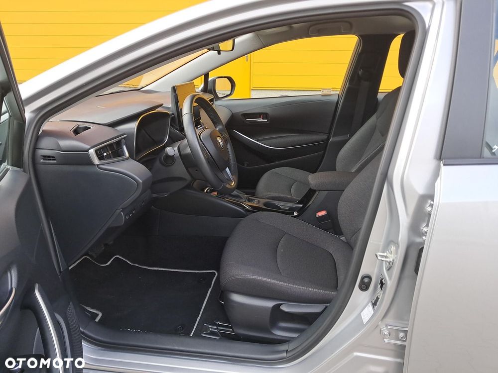 Toyota Corolla 1.8 Hybrid Comfort - 10