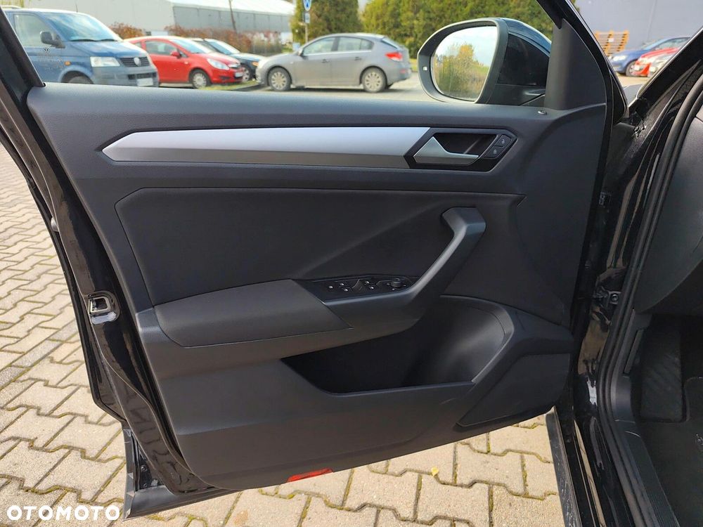 Volkswagen T-Roc 1.5 TSI Life Plus DSG - 10