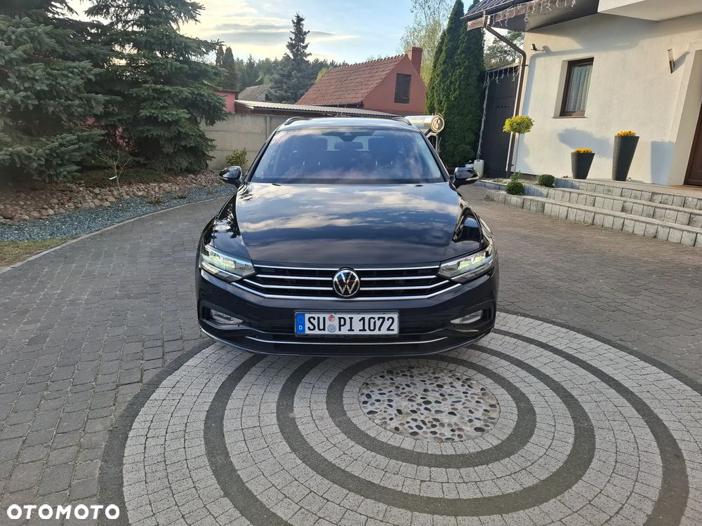 Volkswagen Passat 2.0 TDI SCR Elegance - 2