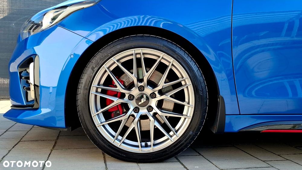 Kia ProCeed - 4