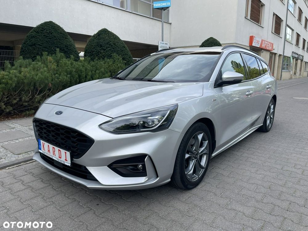 Ford Focus - 1