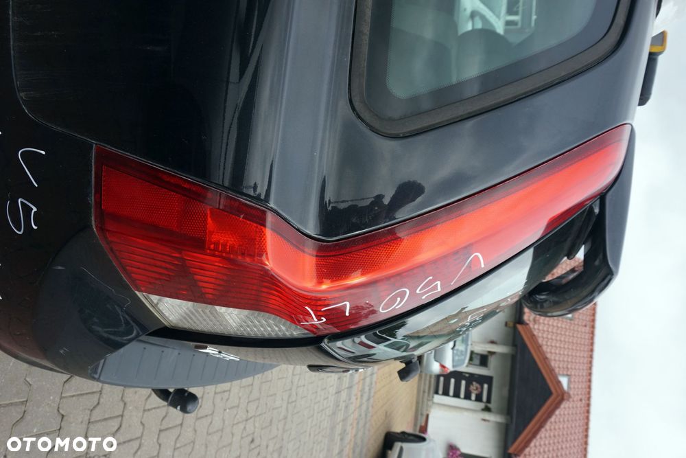 LAMPA TYLNA LEWA V50 LIFT KOMBI  VOLVO 2007-2012 - 3