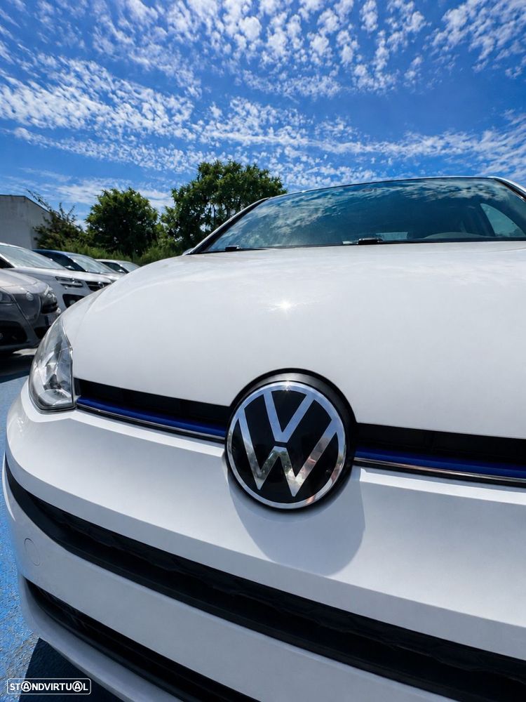 VW e-Up! - 10