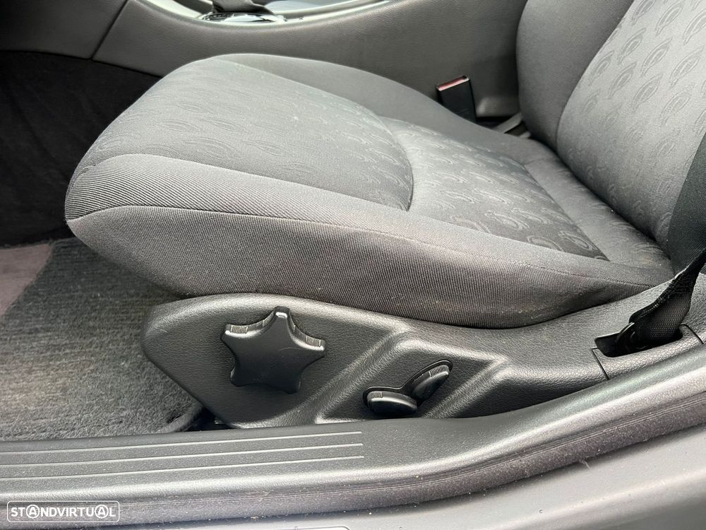 Mercedes-Benz C 220 - 31