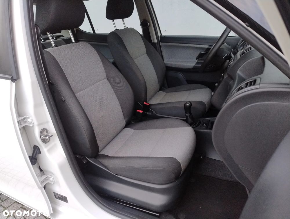 Skoda Fabia 1.6 TDI DPF Active Plus - 11
