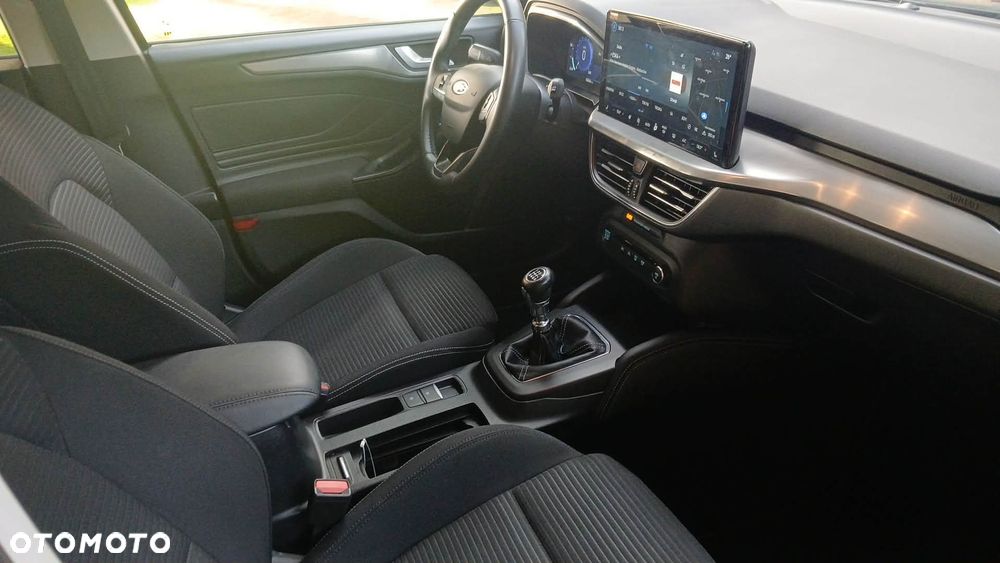 Ford Focus 1.0 EcoBoost mHEV Titanium X - 13
