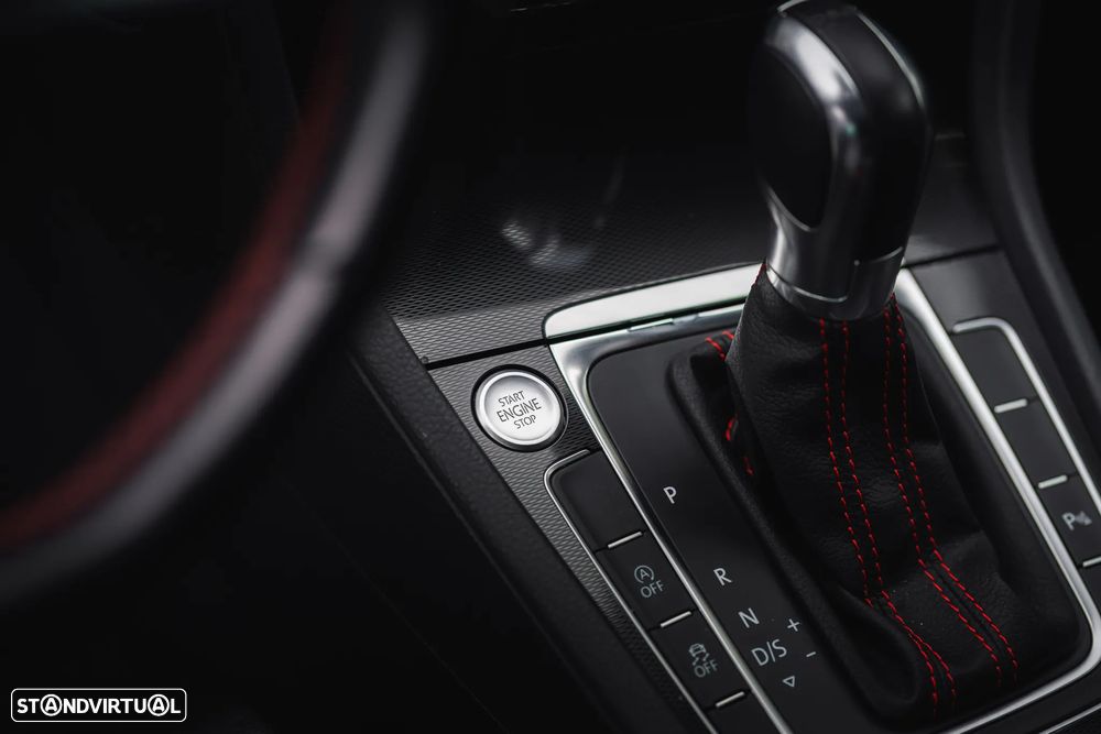 VW Golf GTI Performance BlueMotion DSG - 35
