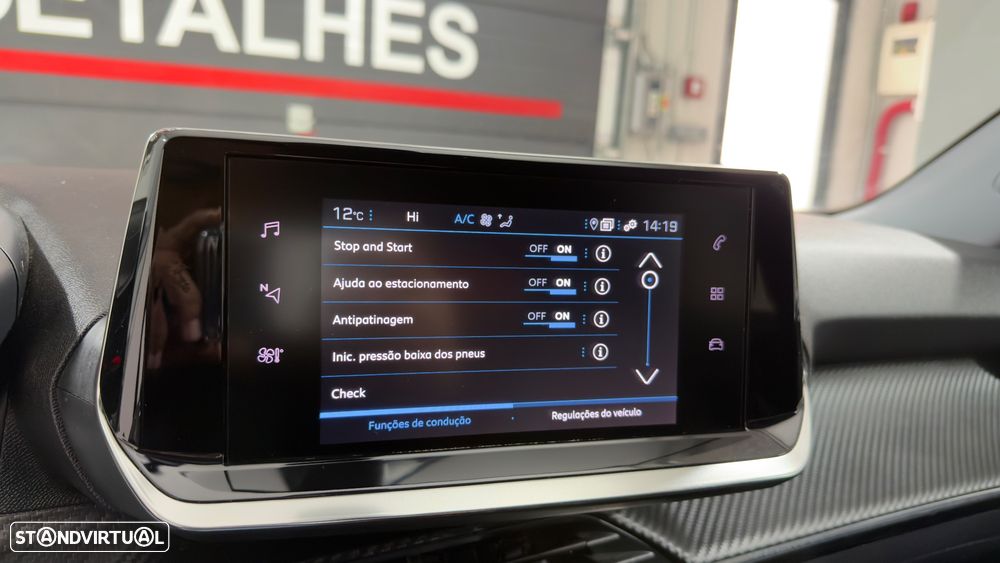 Peugeot 2008 Benzin 100 Style - 24