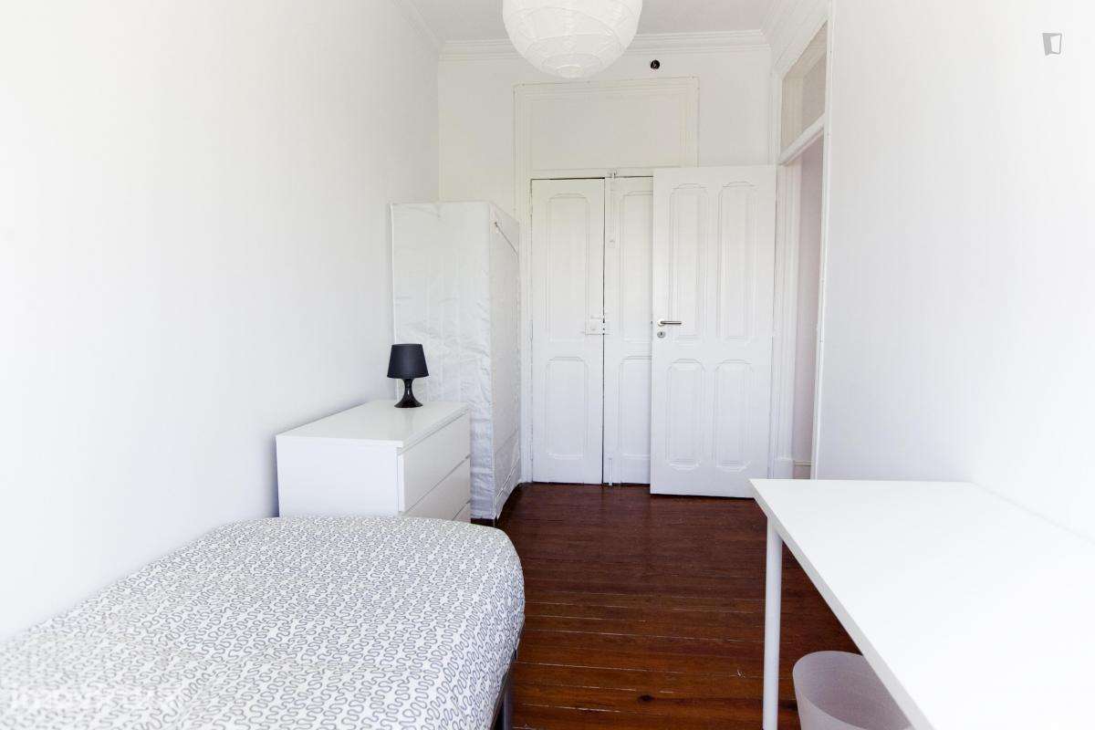 Quarto - localizado em Arroios Lisbon - Grande imagem: 2/15