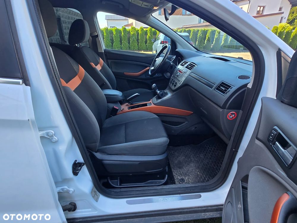 Ford Kuga 2.0 TDCi Trend FWD - 11