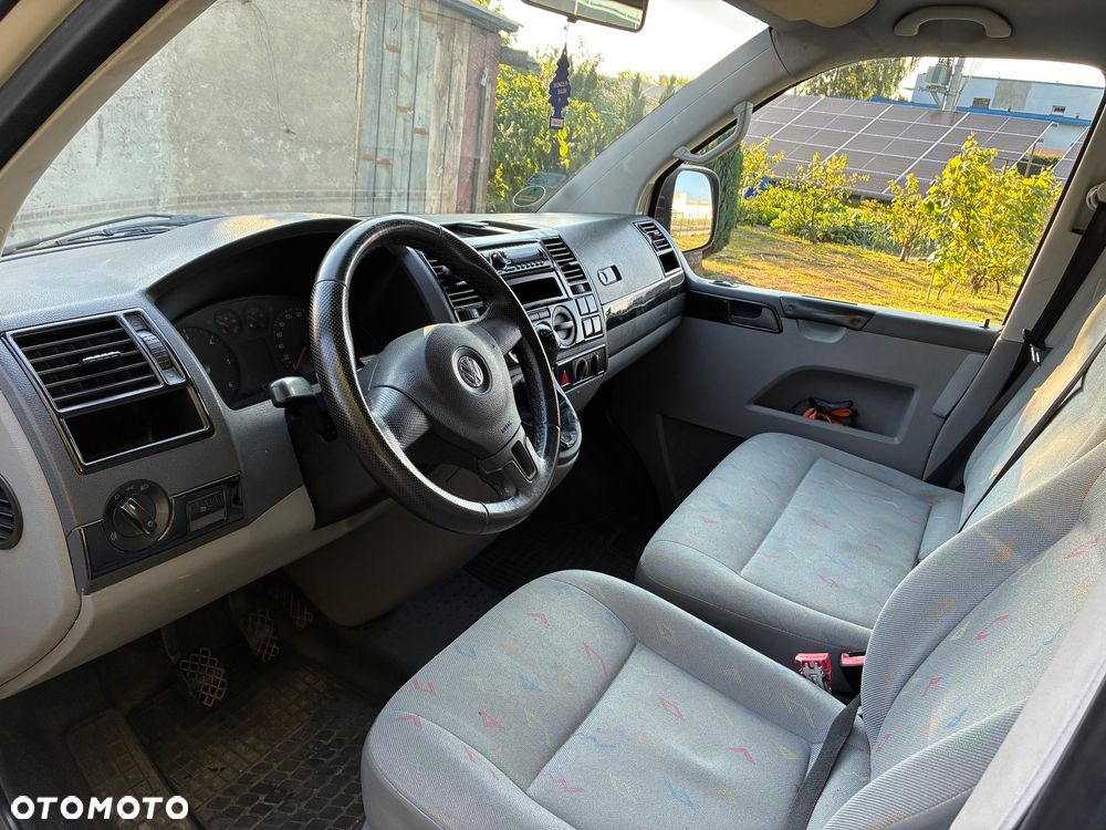 Volkswagen Transporter - 4