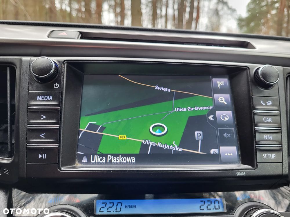 Toyota RAV4 Hybrid Premium 4x2 - 23