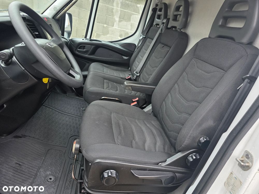 Iveco Daily - 12