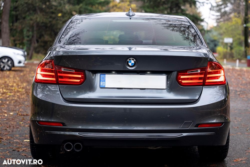 BMW Seria 3 328i Aut. Sport Line - 6