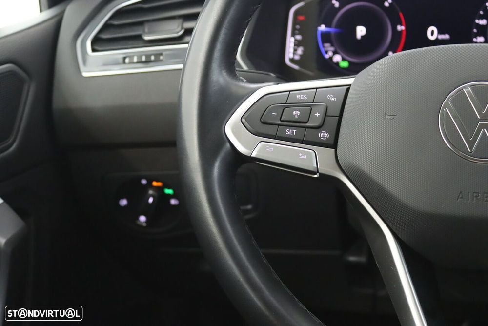 VW Tiguan Allspace 2.0 TDI Conceptline DSG - 12
