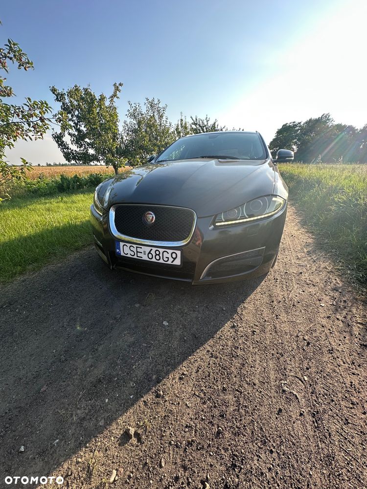 Jaguar XF 2.2 D - 2