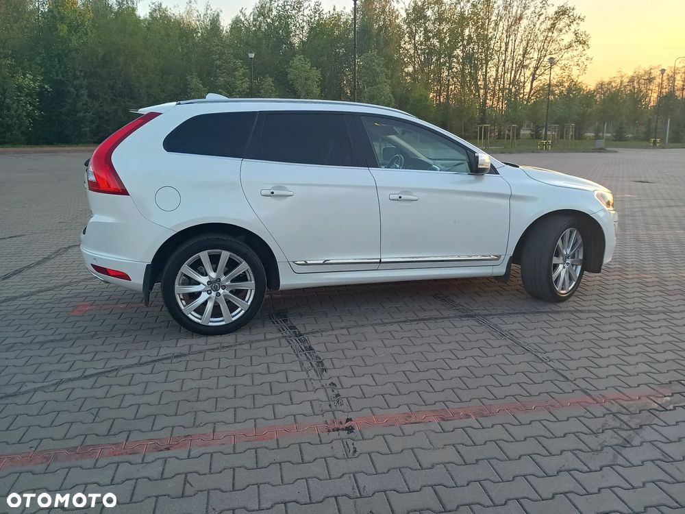Volvo XC 60 - 16