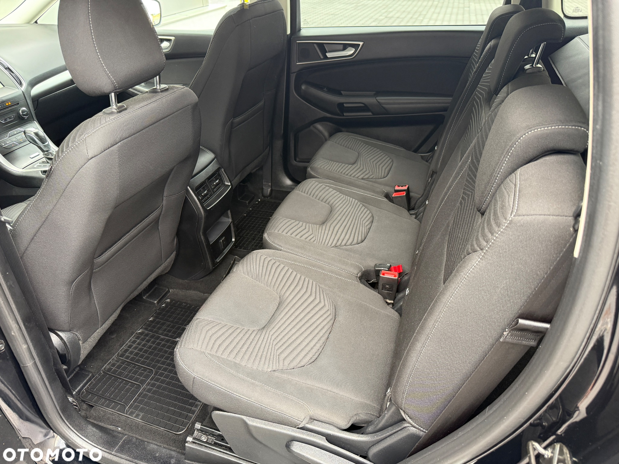 Ford S-Max - 28