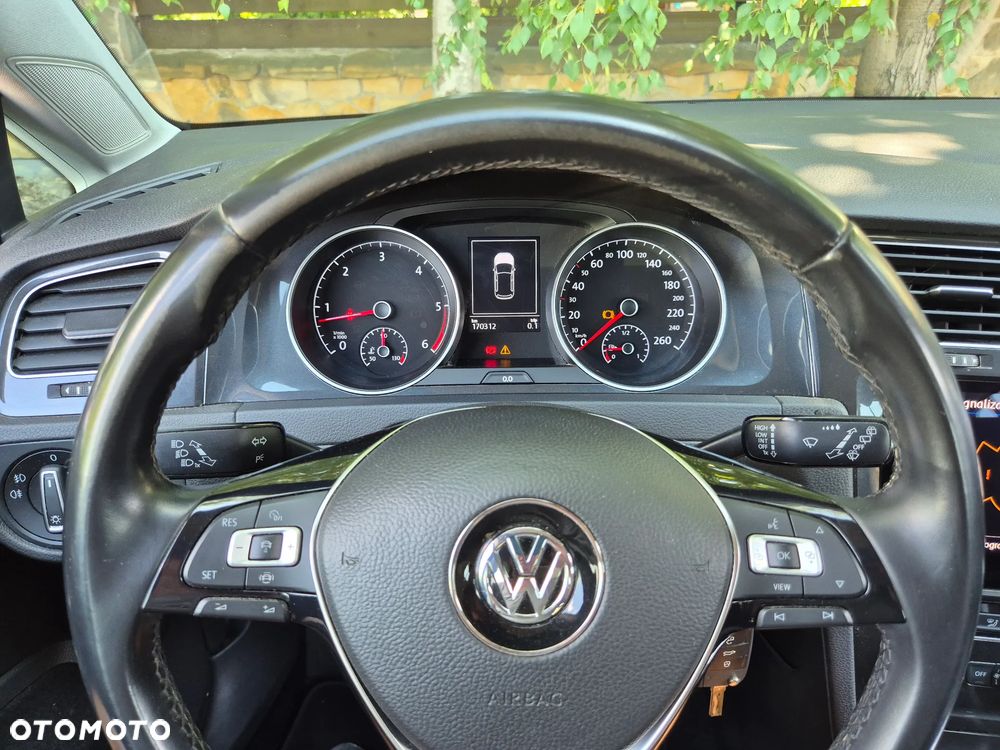 Volkswagen Golf 1.6 TDI SCR Trendline - 12