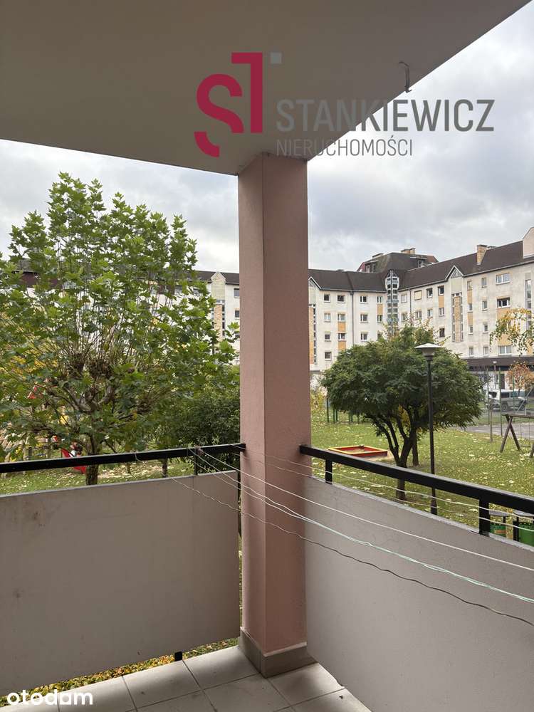 Parter z balkonem,3 pokoje