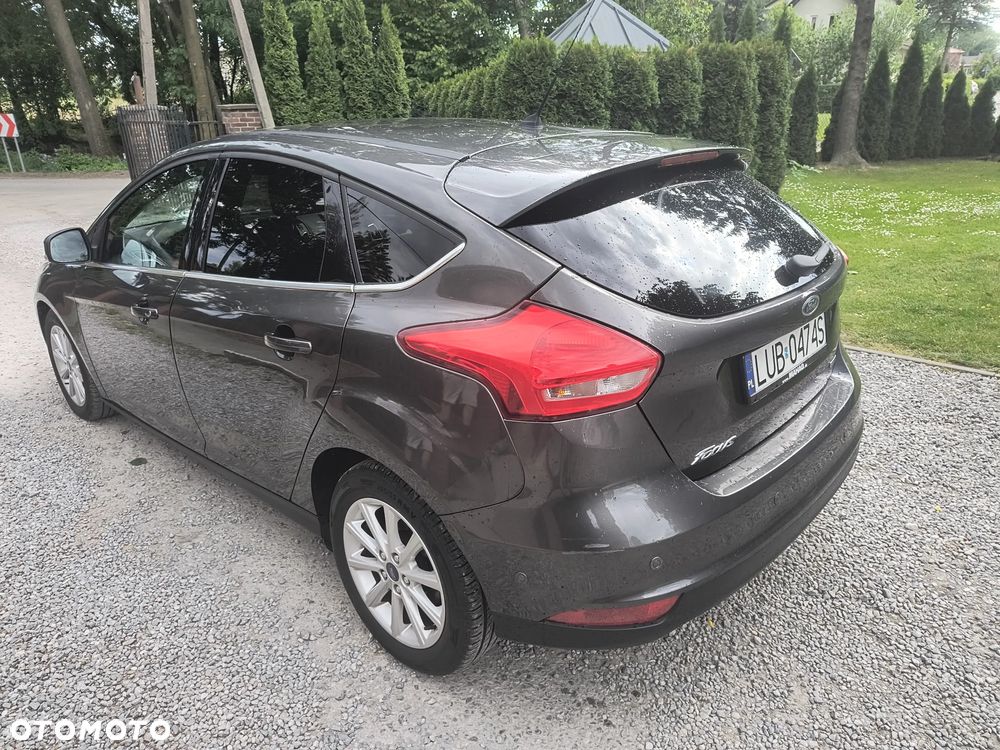 Ford Focus - 9