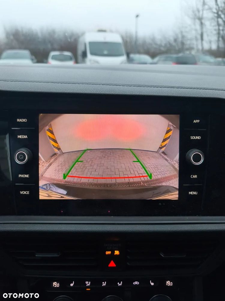 Volkswagen Jetta - 18