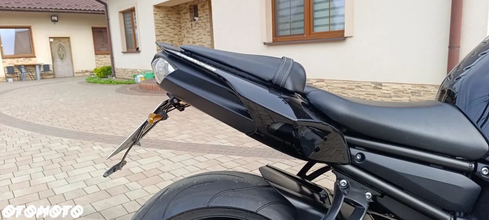 Yamaha FZ8 - 22