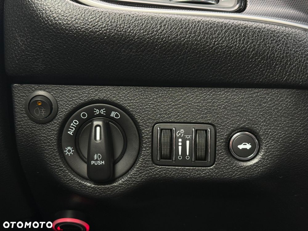 Dodge Challenger Automatik SRT 392 - 18