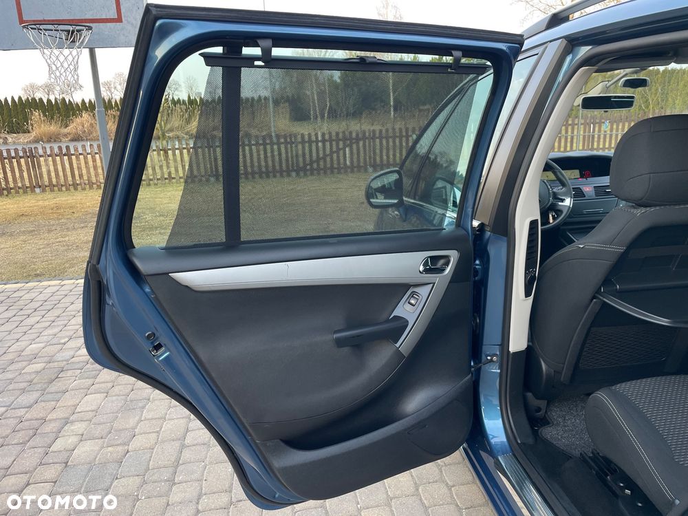 Citroën C4 Grand Picasso - 27