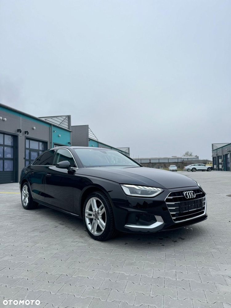 Audi A4 Limousine