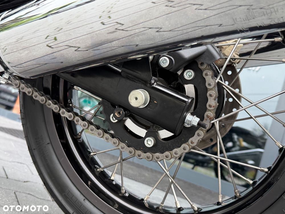 Royal Enfield Continental - 30