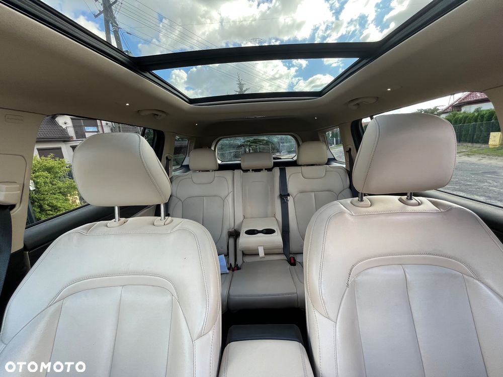 Jeep Grand Cherokee - 13